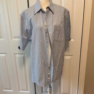 Men's Light Blue Short Sleeve Shirt